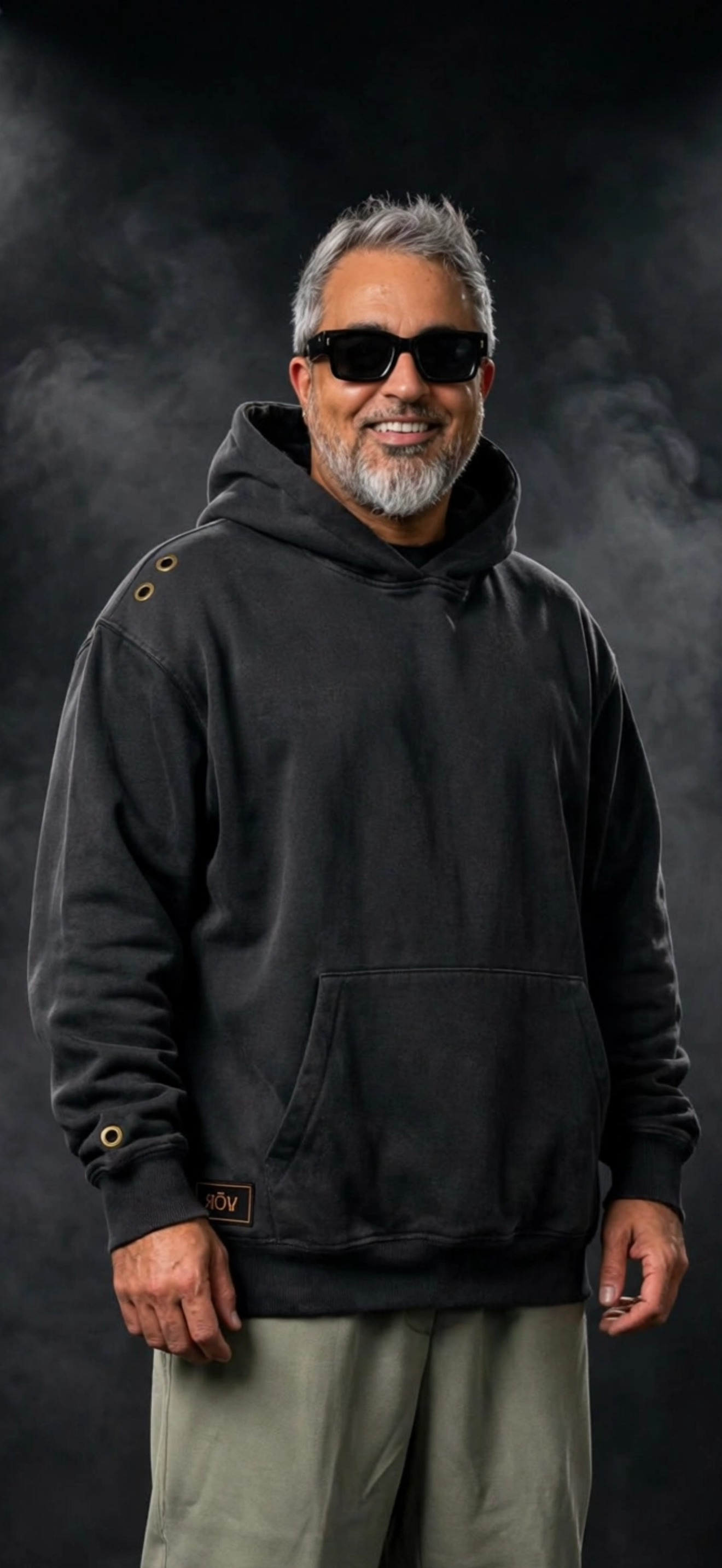 VÖR - Washed Black Hoodie - VÖR Logo